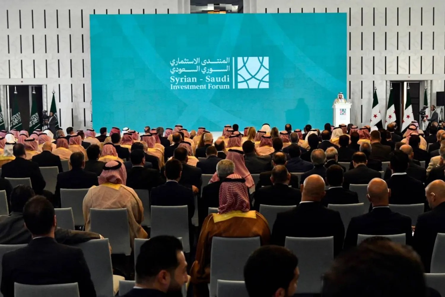 صحيفة الشرق الأوسط: مسؤول سوري لـ«الشرق الأوسط»: دور السعودية ريادي بجذب الاستثمارات إلى دمشق